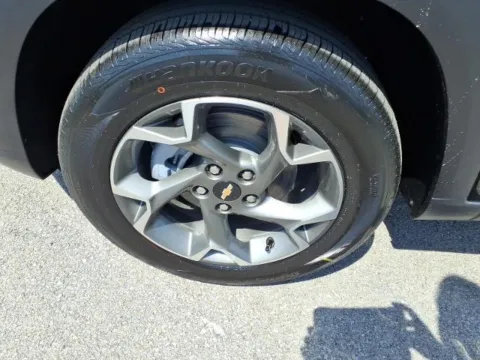 More photos of 2026 Chevrolet Trax LT at Pogue Chevrolet, INC., KY