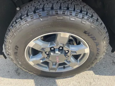More photos of 2026 GMC Sierra 2500HD SLT at Pogue Chevrolet, INC., KY