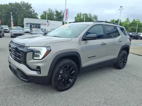 More photos of 2026 GMC Terrain FWD Elevation at Pogue Chevrolet, INC., KY