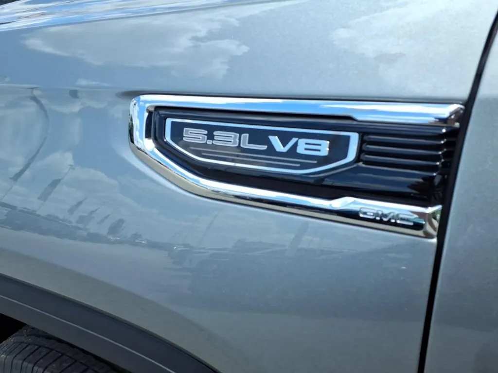 2026 GMC Sierra 1500 SLE - Photo 6
