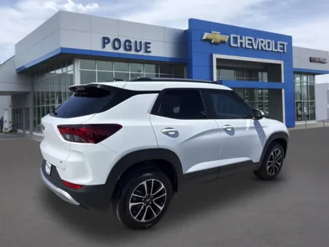 Photos of 2026 Chevrolet Trailblazer LT for sale in Powderly, KY at Pogue Chevrolet, INC.