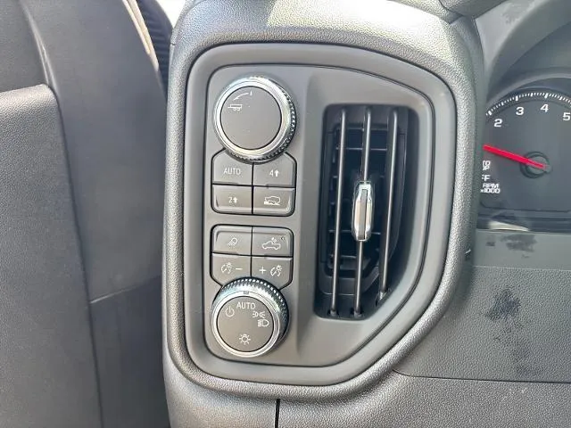 2026 GMC Sierra 1500 Pro - Photo 11