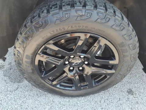 More photos of 2023 Chevrolet Silverado 1500 LT Trail Boss at Pogue Chevrolet, INC., KY