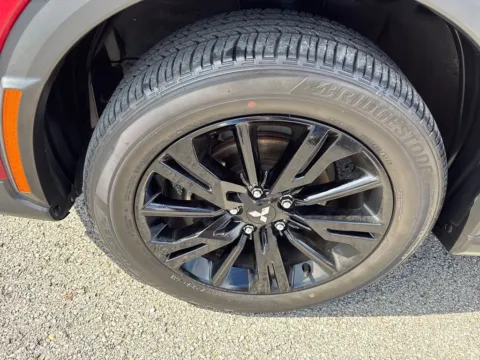 More photos of 2024 Mitsubishi Eclipse Cross LE at Pogue Chevrolet, INC., KY