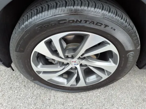 More photos of 2023 Buick Envision Essence at Pogue Chevrolet, INC., KY