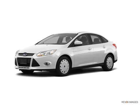 White 2012 Ford Focus SE for sale in Powderly, KY