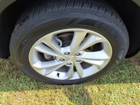 More photos of 2023 Buick Encore GX Preferred at Pogue Chevrolet, INC., KY