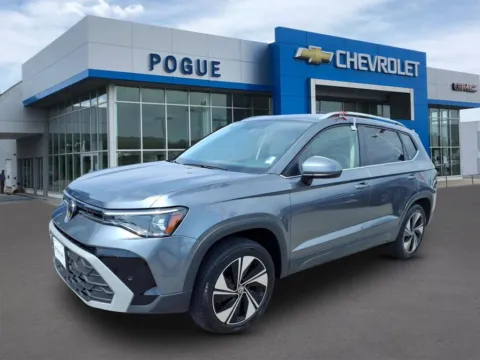 More photos of 2025 Volkswagen Taos 1.5T SE at Pogue Chevrolet, INC., KY
