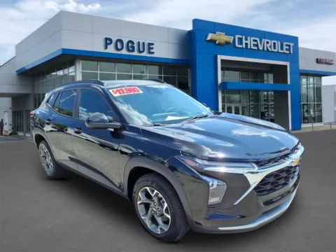 Black 2024 Chevrolet Trax LT for sale in Powderly, KY