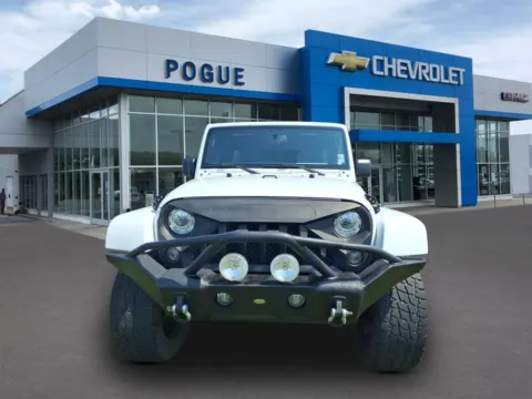 More photos of 2017 Jeep Wrangler Unlimited Sahara at Pogue Chevrolet, INC., KY