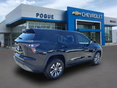 Photos of 2027 Chevrolet Equinox FWD LT for sale in Powderly, KY at Pogue Chevrolet, INC.