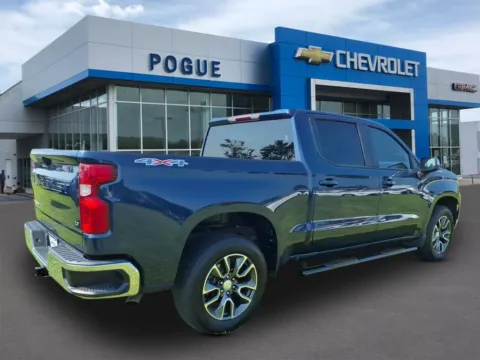 Photos of 2022 Chevrolet Silverado 1500 LT for sale in Powderly, KY at Pogue Chevrolet, INC.