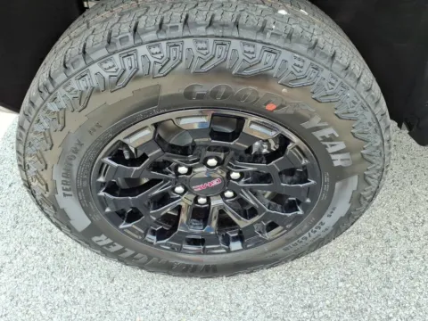 More photos of 2026 GMC Canyon 2WD Elevation at Pogue Chevrolet, INC., KY