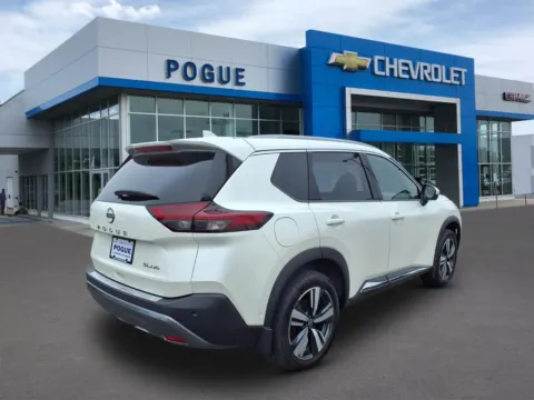 Photos of 2023 Nissan Rogue SL for sale in Powderly, KY at Pogue Chevrolet, INC.