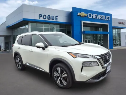 White 2023 Nissan Rogue SL for sale in Powderly, KY