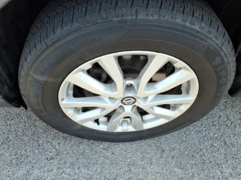 More photos of 2020 Nissan Rogue SV at Pogue Chevrolet, INC., KY
