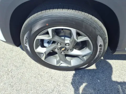 More photos of 2026 Chevrolet Trax LT at Pogue Chevrolet, INC., KY