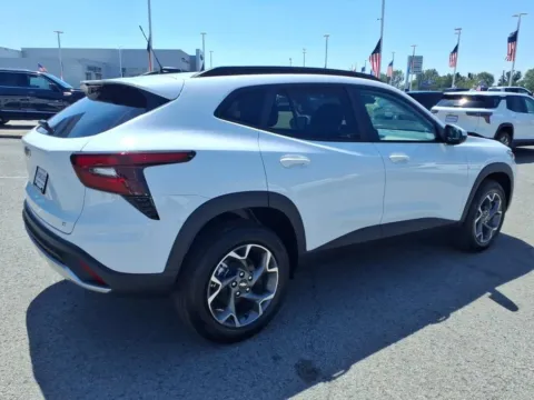 Photos of 2026 Chevrolet Trax LT for sale in Powderly, KY at Pogue Chevrolet, INC.