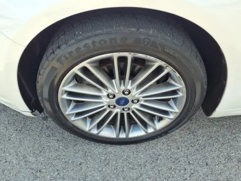 More photos of 2015 Ford Fusion SE at Pogue Chevrolet, INC., KY