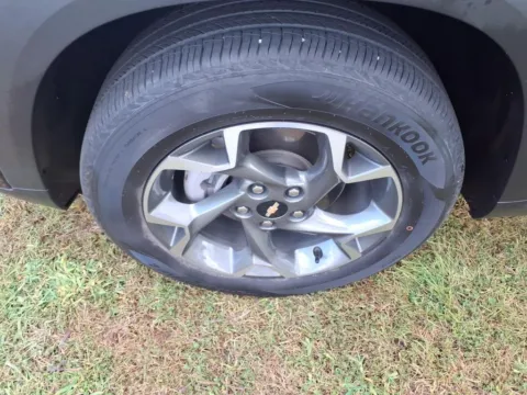 More photos of 2024 Chevrolet Trax LT at Pogue Chevrolet, INC., KY