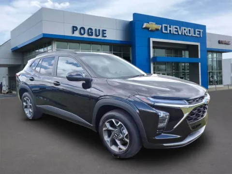 Black 2024 Chevrolet Trax LT for sale in Powderly, KY