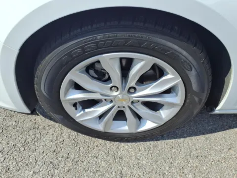 More photos of 2025 Chevrolet Malibu LT at Pogue Chevrolet, INC., KY