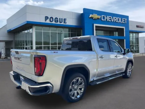 Photos of 2022 GMC Sierra 1500 Limited SLT for sale in Powderly, KY at Pogue Chevrolet, INC.