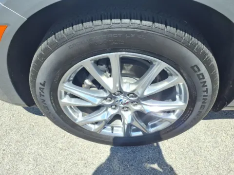 More photos of 2023 Buick Enclave Essence at Pogue Chevrolet, INC., KY