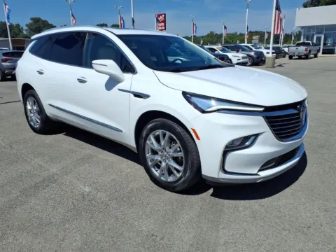 White 2023 Buick Enclave Essence for sale in Powderly, KY