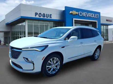 More photos of 2023 Buick Enclave Essence at Pogue Chevrolet, INC., KY