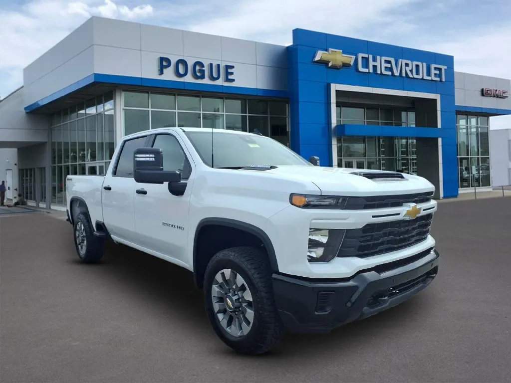 White 2026 Chevrolet Silverado 2500 HD Custom for sale in Powderly, KY