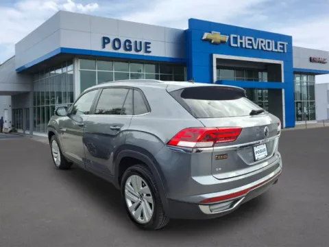 Another view of 2022 Volkswagen Atlas Cross Sport 2.0T SE w/Technology for sale in Powderly, KY at Pogue Chevrolet, INC.