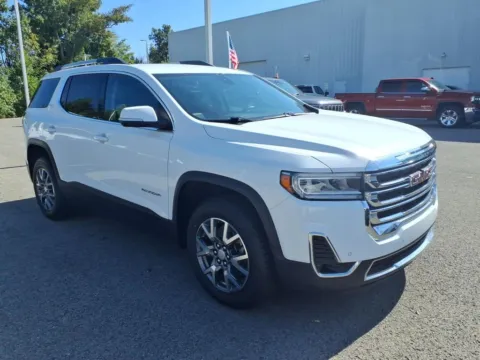 White 2023 GMC Acadia SLT for sale in Powderly, KY