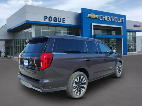 Photos of 2025 Ford Expedition Platinum for sale in Powderly, KY at Pogue Chevrolet, INC.