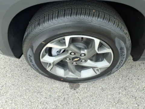 More photos of 2026 Chevrolet Trax LT at Pogue Chevrolet, INC., KY