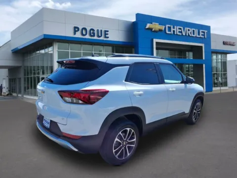 Photos of 2026 Chevrolet Trailblazer LT for sale in Powderly, KY at Pogue Chevrolet, INC.
