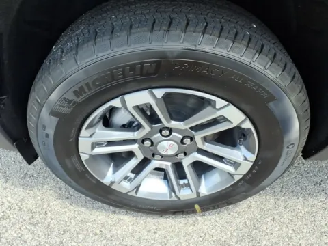 More photos of 2026 GMC Terrain FWD Elevation at Pogue Chevrolet, INC., KY