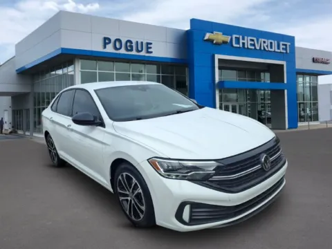 White 2024 Volkswagen Jetta 1.5T Sport for sale in Powderly, KY