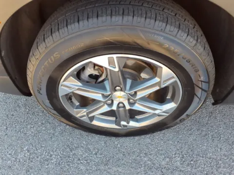 More photos of 2023 Chevrolet Blazer LT at Pogue Chevrolet, INC., KY