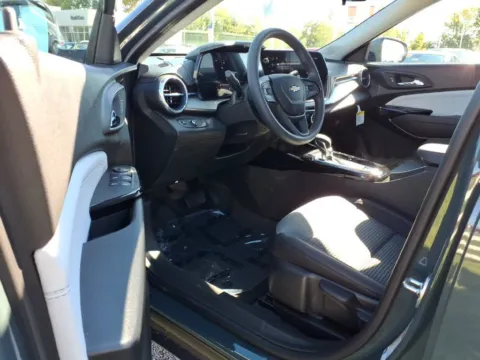 More photos of 2026 Chevrolet Trax LT at Pogue Chevrolet, INC., KY