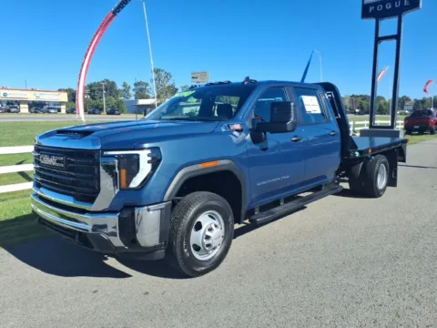 More photos of 2026 GMC Sierra 3500 HD CC Pro at Pogue Chevrolet, INC., KY