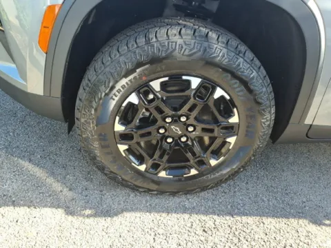 More photos of 2027 Chevrolet Traverse AWD Z71 at Pogue Chevrolet, INC., KY