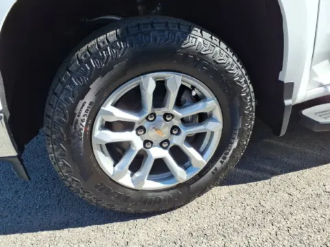 More photos of 2026 Chevrolet Silverado 1500 LT at Pogue Chevrolet, INC., KY