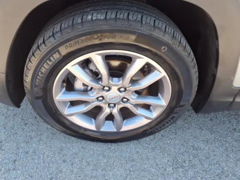 More photos of 2024 GMC Terrain SLT at Pogue Chevrolet, INC., KY