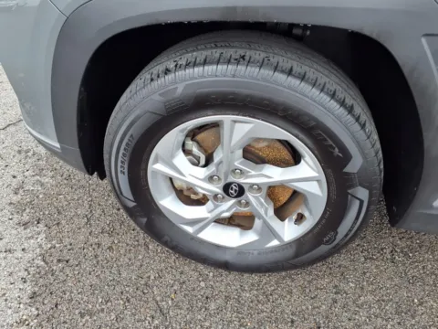 More photos of 2024 Hyundai Tucson SEL at Pogue Chevrolet, INC., KY