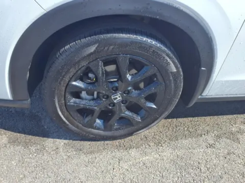 More photos of 2024 Honda HR-V Sport at Pogue Chevrolet, INC., KY