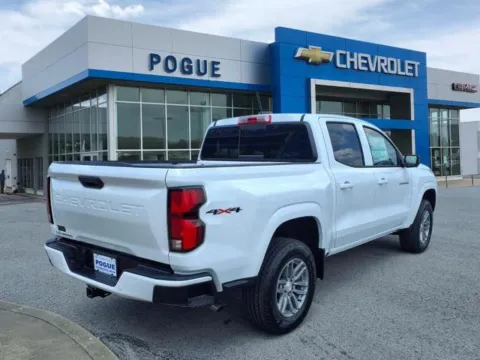 Photos of 2025 Chevrolet Colorado WT/LT for sale in Powderly, KY at Pogue Chevrolet, INC.