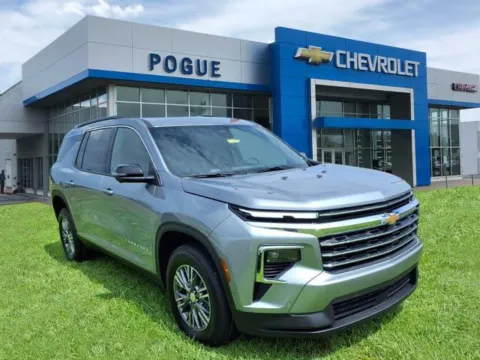 Gray 2025 Chevrolet Traverse LT for sale in Powderly, KY