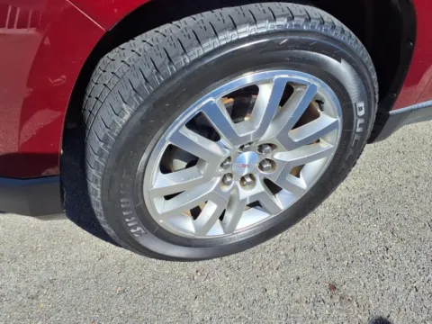 More photos of 2016 GMC Acadia SLT-1 at Pogue Chevrolet, INC., KY