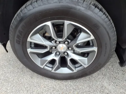 More photos of 2024 Chevrolet Silverado 1500 LT at Pogue Chevrolet, INC., KY